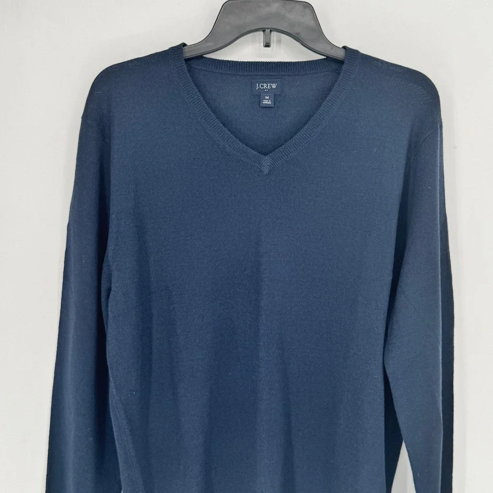 J.Crew Mens Navy Blue Merino Wool Blend V-Neck Sweater Size Medium Fine Knit